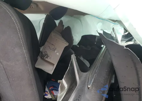 2016 Nissan Rogue S z USA, uszkodzony, nr VIN KNMAT2MT7GP640638